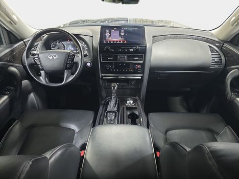 Certified 2024 INFINITI QX80 Luxe image 9