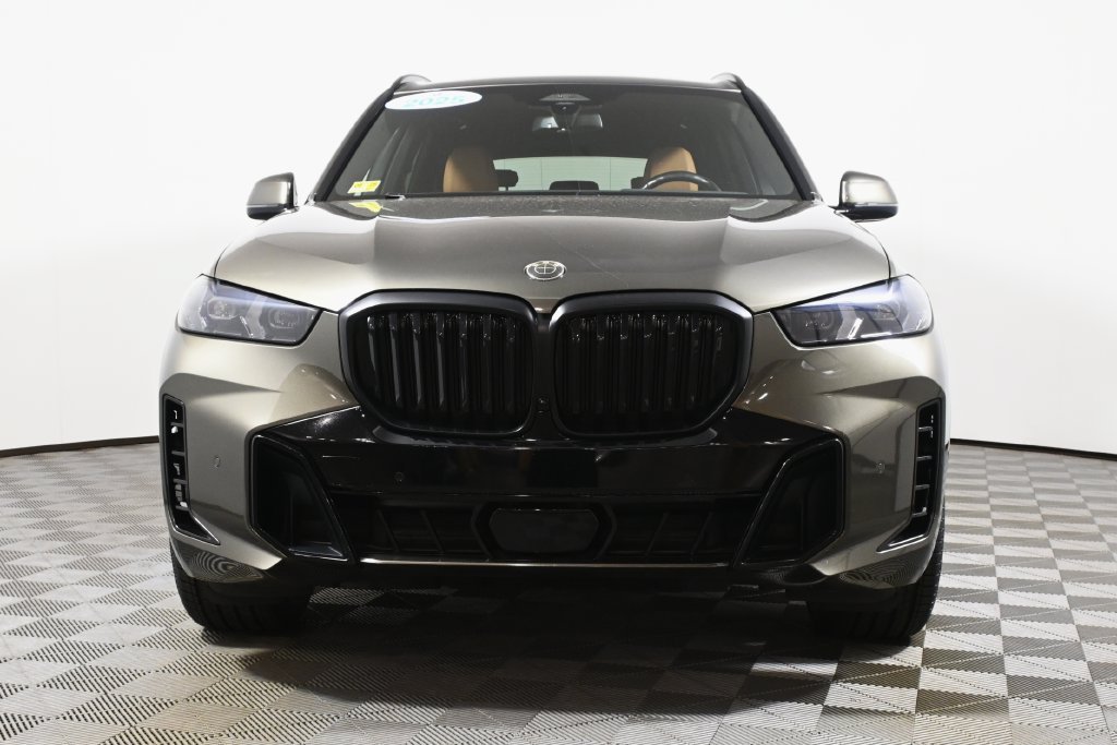 Certified 2025 BMW X5 xDrive40i w/ M Sport Package AWD/4WD image 10