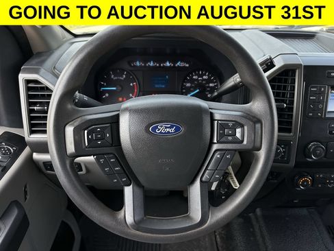 Used 2022 Ford F250 XL w/ Power Equipment Group AWD/4WD image 12