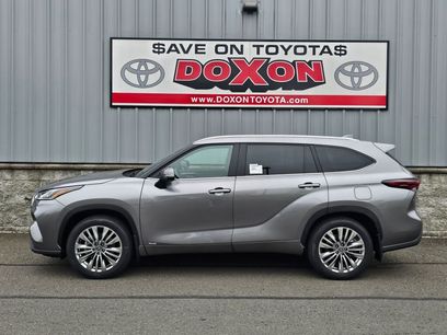 New 2026 Toyota Highlander Platinum