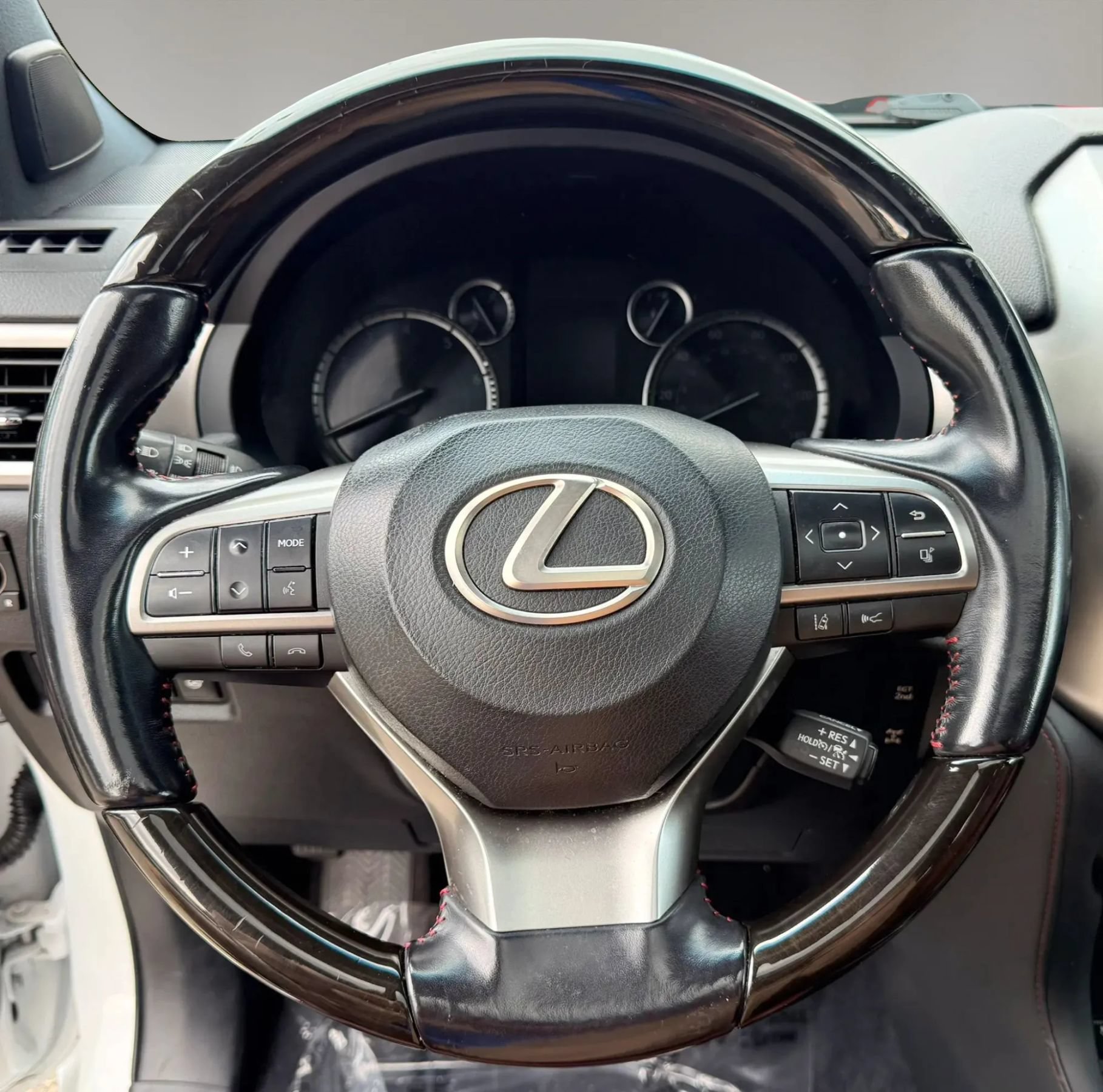 Used 2022 Lexus GX 460 Premium w/ Premium Package AWD/4WD image 11
