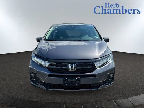 Used 2026 Honda Odyssey Touring image 3