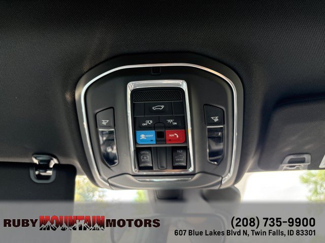 Used 2024 Jeep Grand Cherokee Laredo X w/ Luxury Tech Group I AWD/4WD image 19