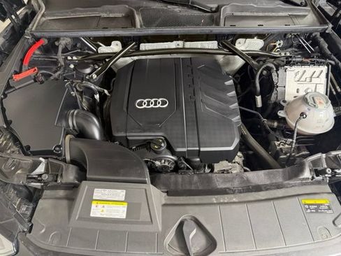 Certified 2024 Audi Q5 2.0T Premium w/ Convenience Package AWD/4WD image 25