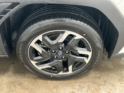 Used 2026 Subaru Forester Limited AWD/4WD image 5
