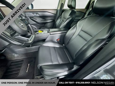 Certified 2023 Nissan Rogue SV w/ SV Premium B Package image 20