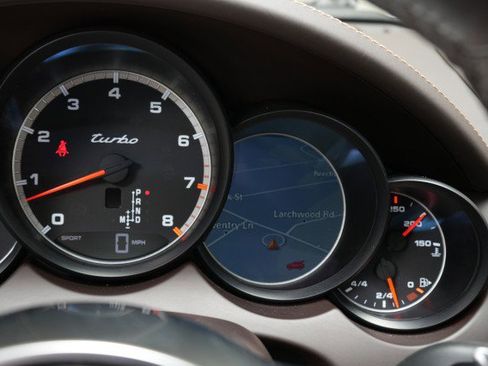 Used 2017 Porsche Cayenne Turbo image 59