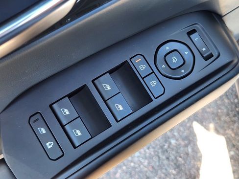 New 2026 Kia EV9 Land w/ Nightfall Edition Package AWD/4WD image 7