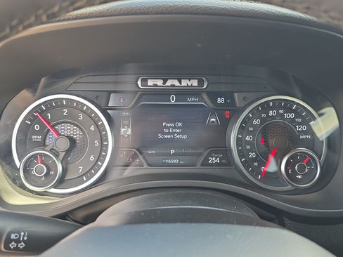 Used 2026 RAM 1500 Laramie AWD/4WD image 27
