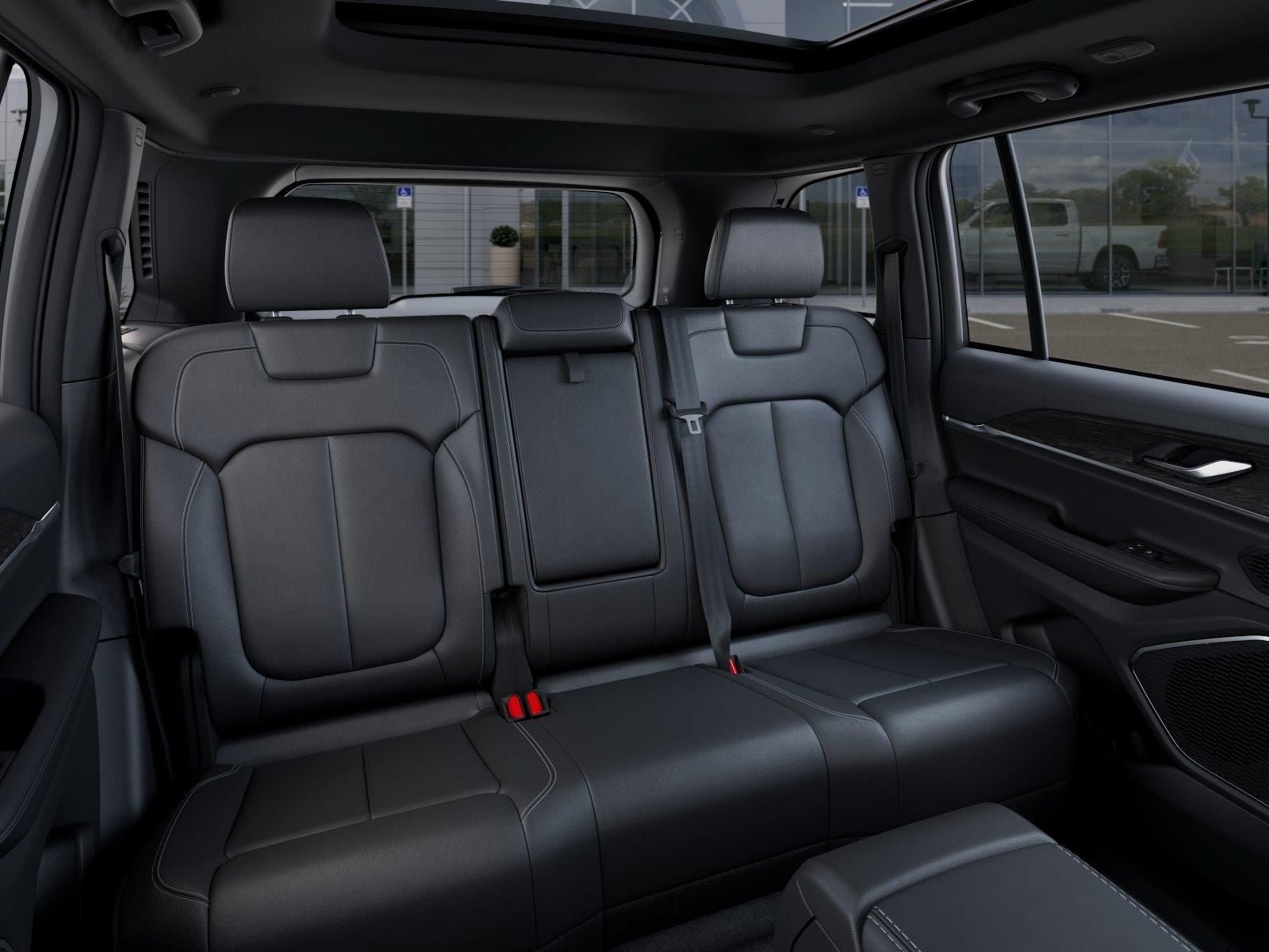 New 2026 Jeep Grand Cherokee Limited w/ MOPAR Finishing Package AWD/4WD image 15