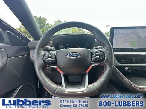 Used 2025 Ford Explorer ST-Line w/ ST-Line Street Pack AWD/4WD image 14