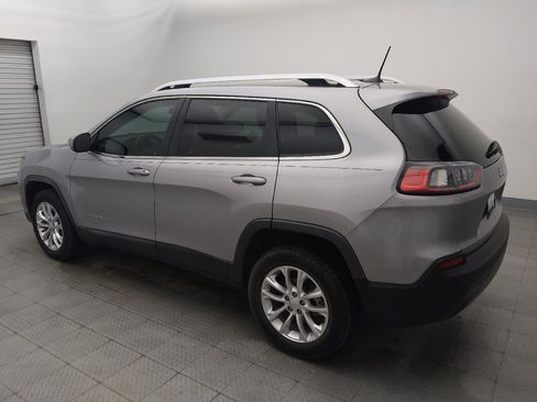Used 2019 Jeep Cherokee Latitude w/ Popular Appearance Group FWD image 3
