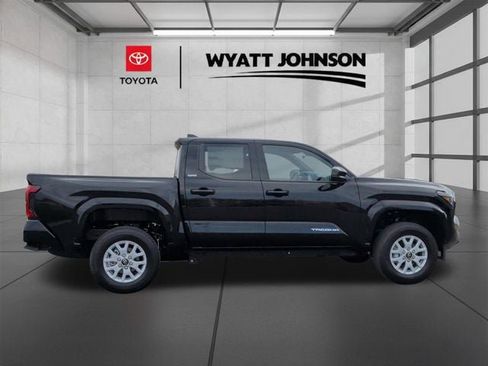 New 2026 Toyota Tacoma SR5 RWD image 6