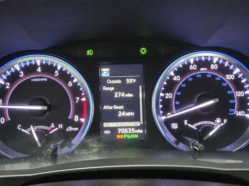 Used 2018 Toyota Highlander Limited Platinum AWD/4WD image 17