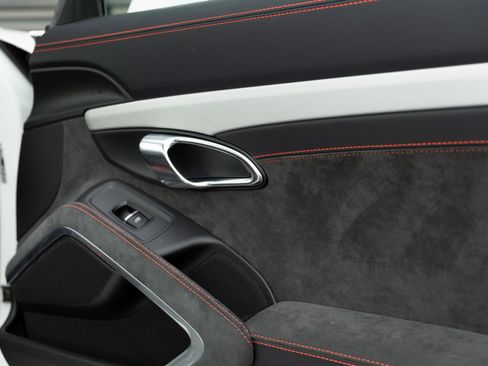 Used 2015 Porsche 911 GT3 image 33