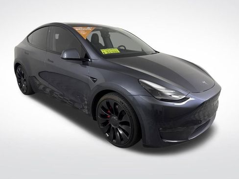 Used 2022 Tesla Model Y Performance image 1