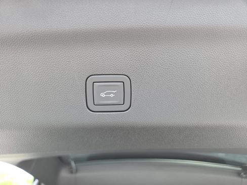 New 2026 GMC Yukon XL AT4 Ultimate w/ LPO, Floor Liner Package AWD/4WD image 25