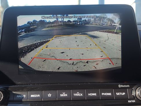 Used 2020 Kia Forte LXS image 24