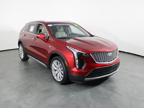 Used 2021 Cadillac XT4 Premium Luxury w/ LPO, Radiant Package image 12