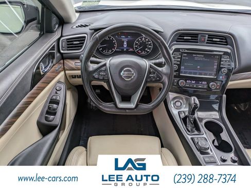 Used 2017 Nissan Maxima Platinum FWD image 12