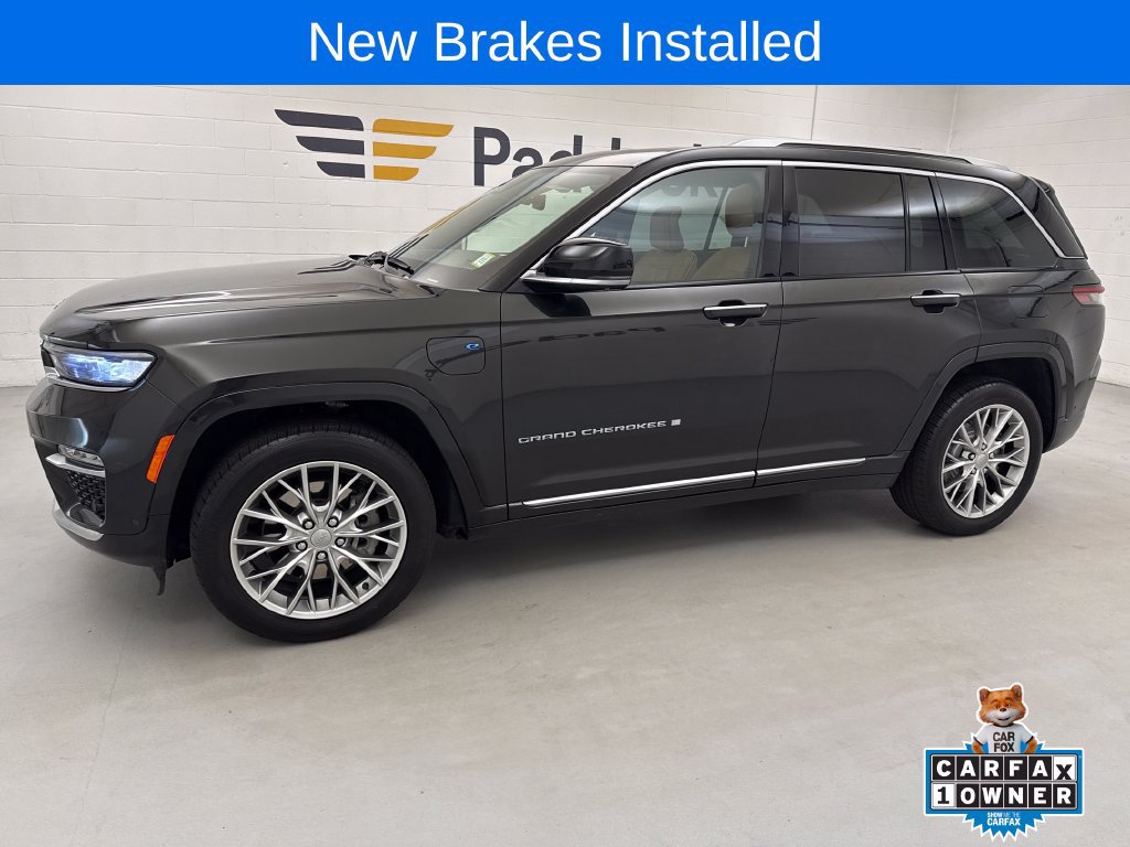 Used 2023 Jeep Grand Cherokee Summit AWD/4WD image 2