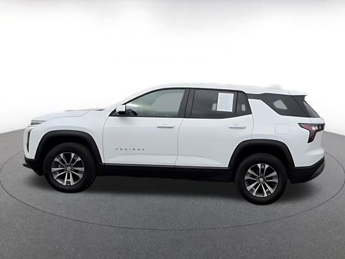 Used 2025 Chevrolet Equinox LT AWD/4WD image 9