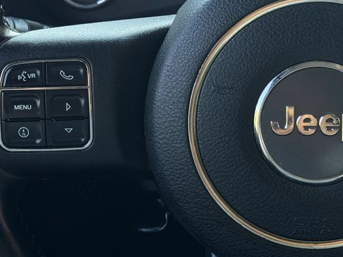 Used 2012 Jeep Wrangler Unlimited Sport AWD/4WD image 30