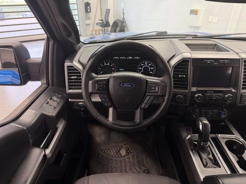 Used 2019 Ford F150 XLT w/ Equipment Group 302A Luxury AWD/4WD image 21