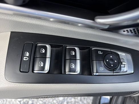 Used 2023 Kia Telluride S AWD/4WD image 17