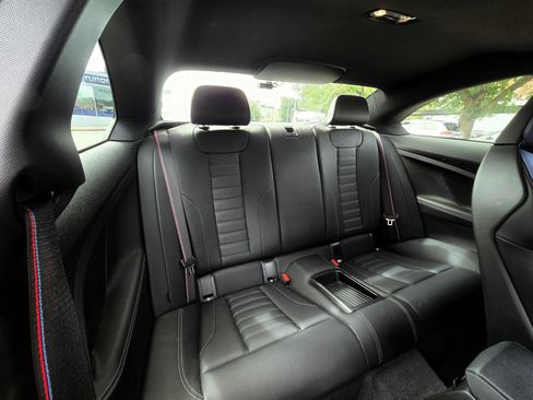 Used 2024 BMW M2 w/ Lighting Package RWD image 44