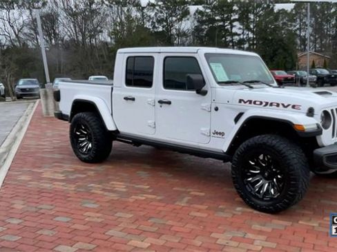 Used 2023 Jeep Gladiator Mojave w/ LED Lighting Group image 4