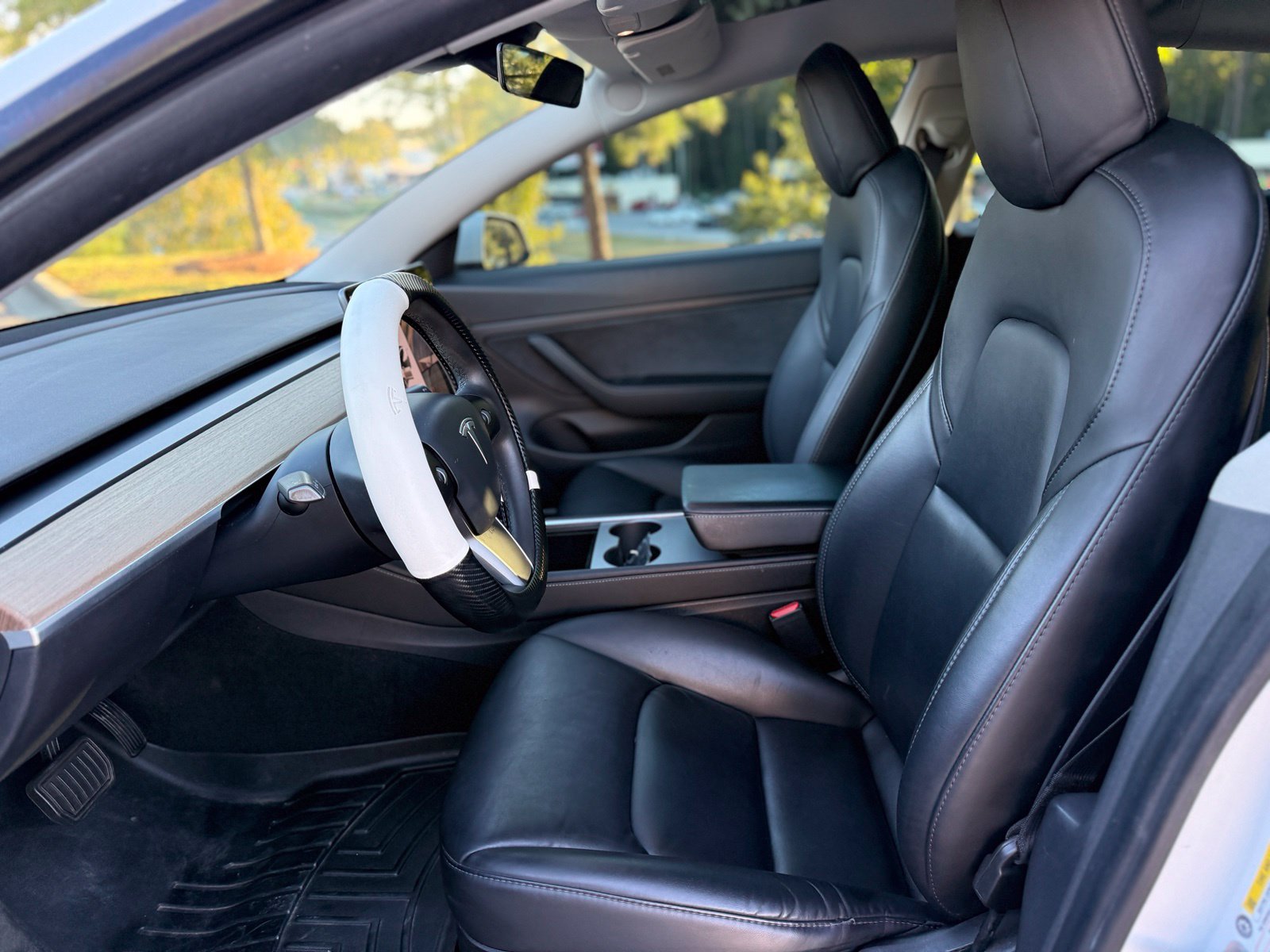 Used 2021 Tesla Model 3 Standard Range Plus RWD image 33