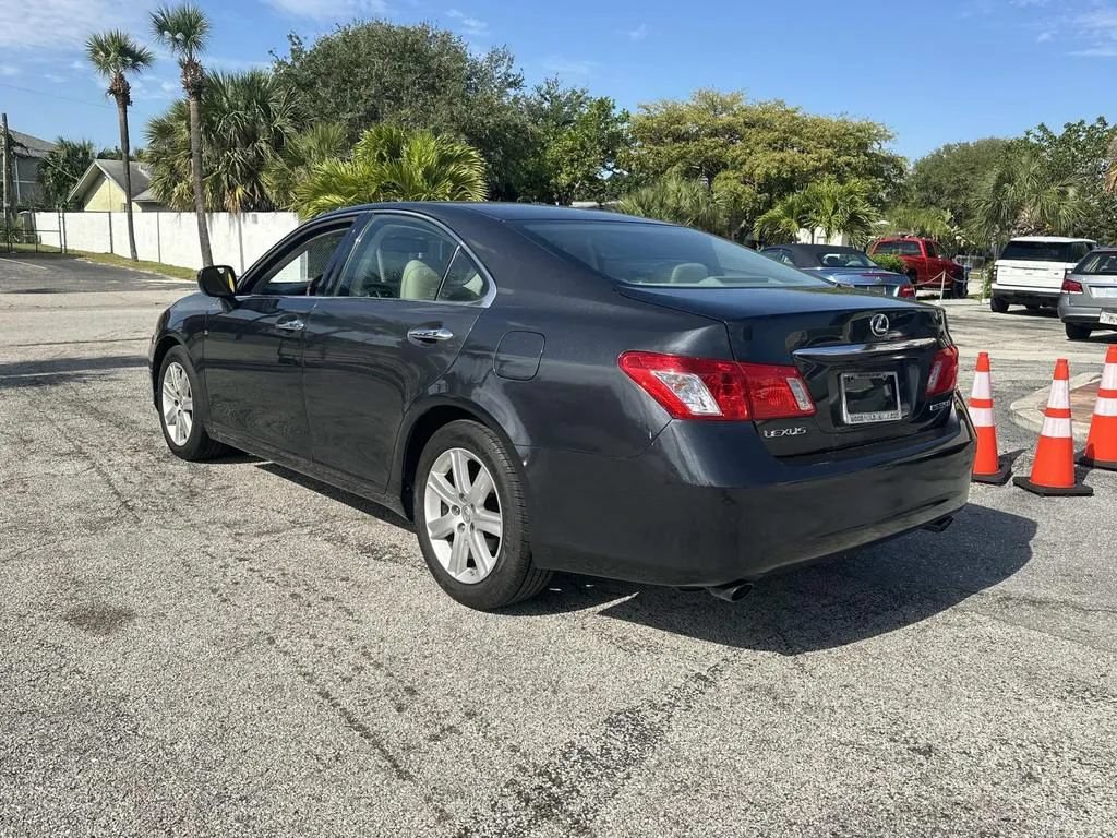 Used 2007 Lexus ES 350 w/ Premium Pkg FWD image 9
