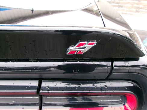 Used 2018 Dodge Challenger GT w/ GT Interior Package image 13