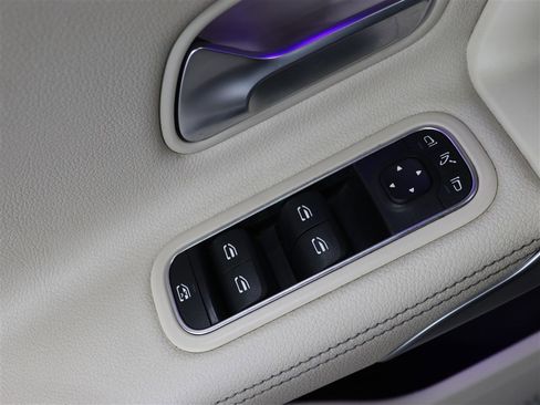 Used 2019 Mercedes-Benz A 220 220 image 33