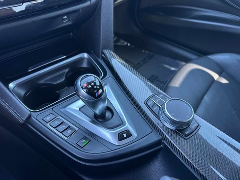 Used 2018 BMW M3 image 26