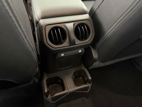 Certified 2022 Jeep Gladiator Overland w/ Popular Equipment Package image 24