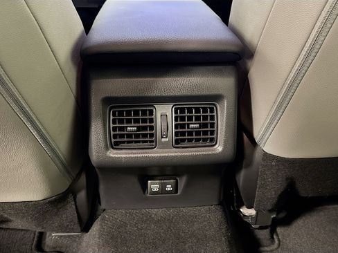 Used 2026 Toyota Camry SE FWD image 23