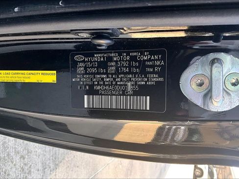 Used 2013 Hyundai Elantra image 31