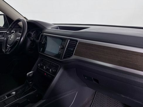 Used 2018 Volkswagen Atlas SE FWD image 28