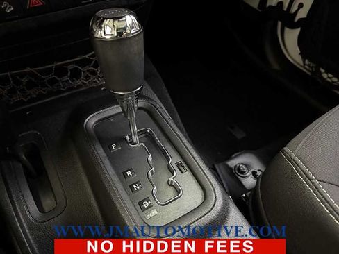 Used 2013 Jeep Wrangler Unlimited Sahara w/ Dual Top Group AWD/4WD image 24