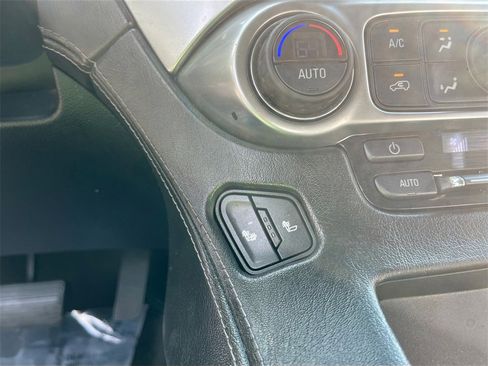 Used 2017 Chevrolet Tahoe LT image 19