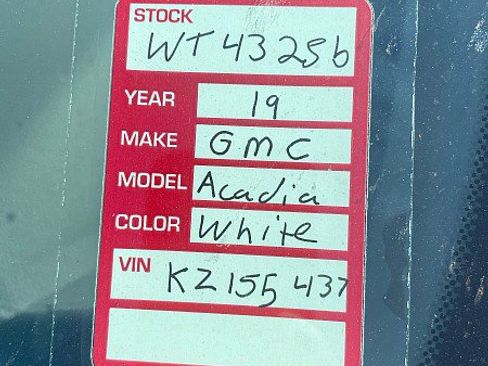 Used 2019 GMC Acadia SLE w/ Driver Alert Package I FWD image 10