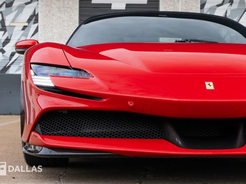 Used 2021 Ferrari SF90 Stradale image 4