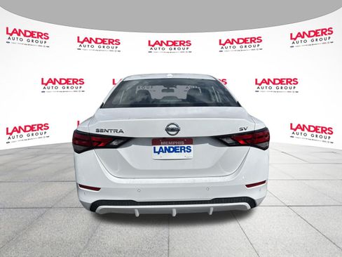 Used 2022 Nissan Sentra SV FWD image 4