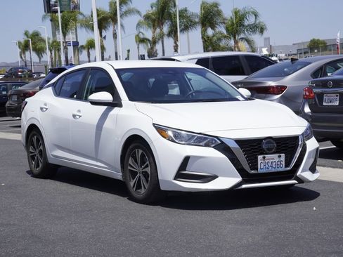 Used 2023 Nissan Sentra SV FWD image 2