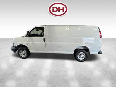 New 2026 Chevrolet Express 2500 w/ Driver Convenience Package RWD image 7