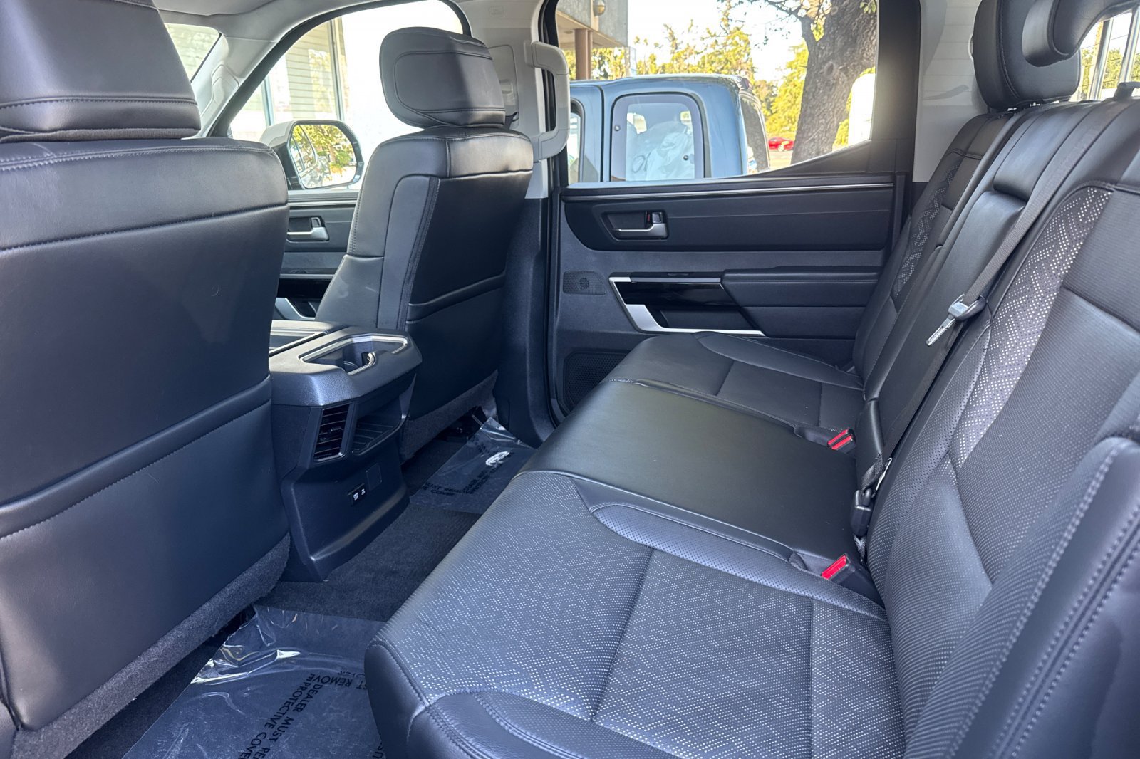 Used 2023 Toyota Tundra Limited AWD/4WD image 12