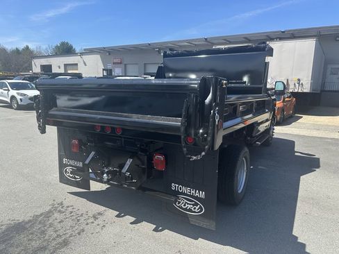 New 2025 Ford F350 XL w/ XL Chrome Package image 5