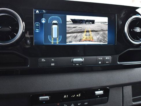 New 2025 Mercedes-Benz Sprinter 4500 image 10